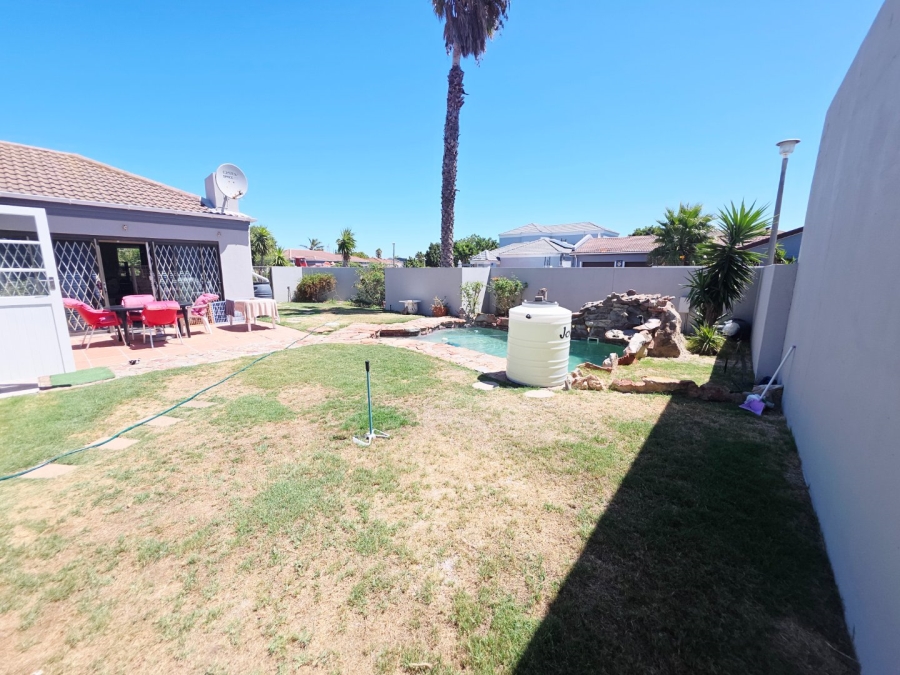 3 Bedroom Property for Sale in Parklands Western Cape